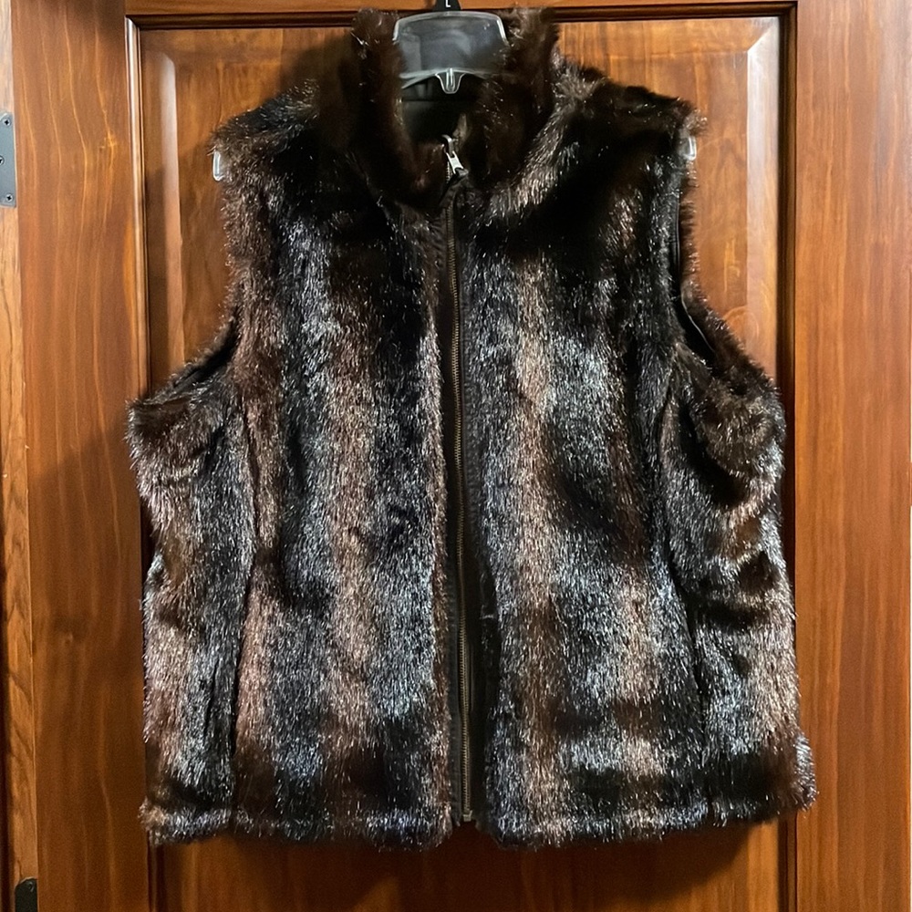 Reversible vest. Size XL.